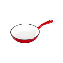 Lade das Bild in den Galerie-Viewer, Eine kleine Bratpfanne aus Gusseisen. Die Pfanne ist von Gourmetina. Die Innenseite ist weiß emailliert. Die Außenseite ist farbig emailliert.